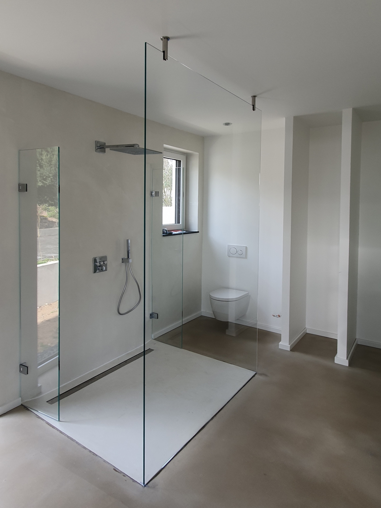 ESG ShowerProtect Dusche 8mm dickes, nanoversiegeltes Glas als